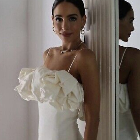 NWT Zara Voluminous Satin Effect Dress, Size L - Picture 9 of 15